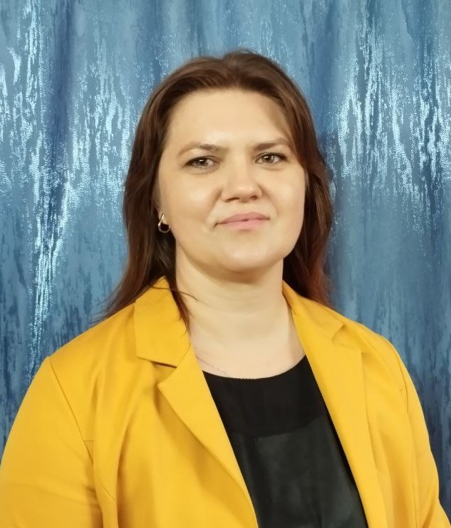 Ковалева Елена Петровна.